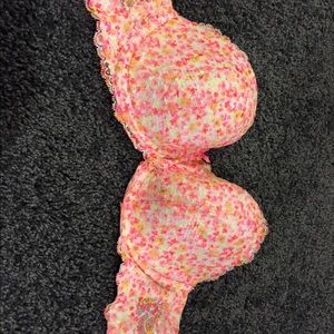 VS strapless bra